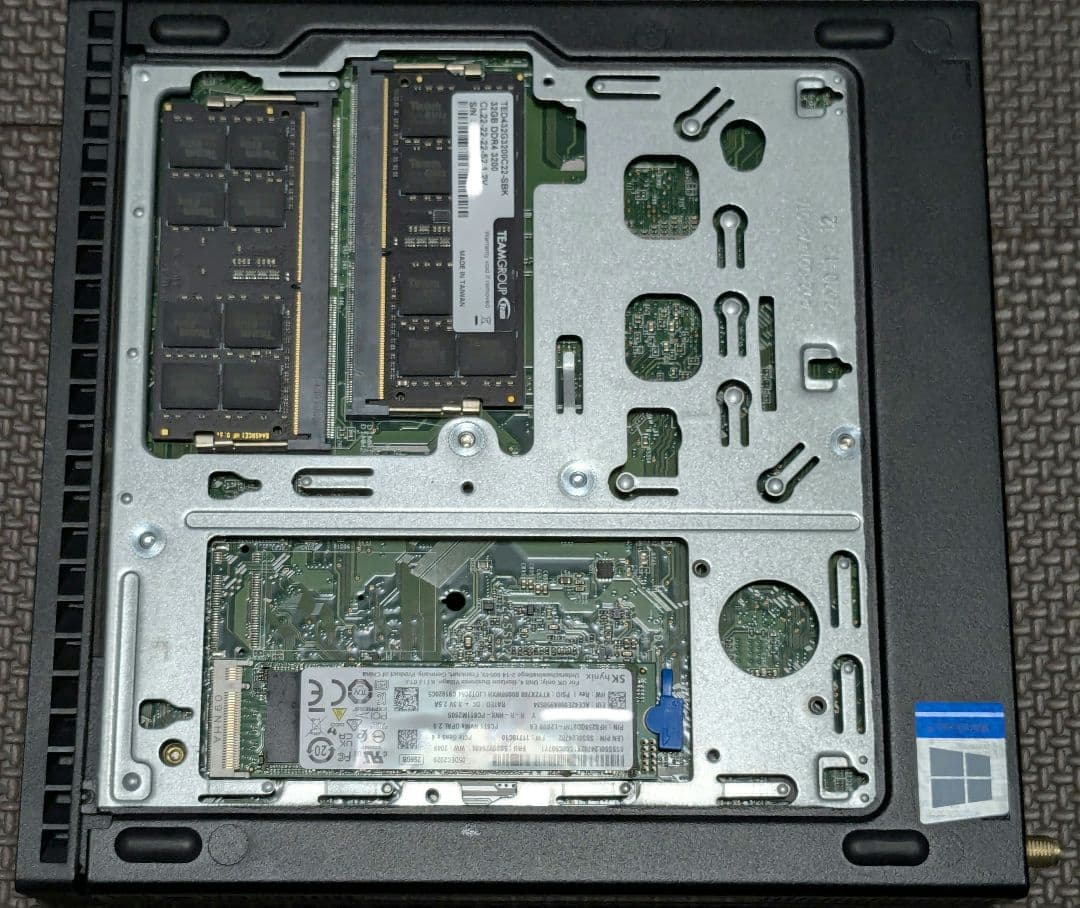 ミニPC ThinkCentre M75q Gen2 64GB