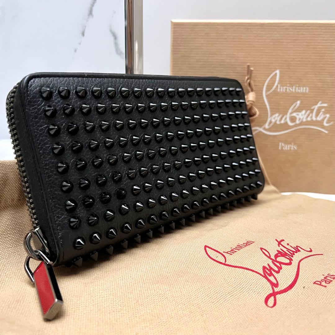 ◇箱・袋付き極美品◇ルブタン　パネトーネ　スパイクスタッズ長財布　ブラック