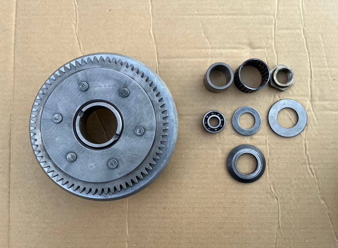 ゼファー400 クラッチハウジング　純正　カワサキ