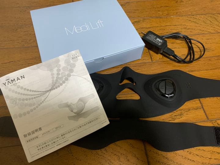 ヤーマン　美顔器　メディリフト