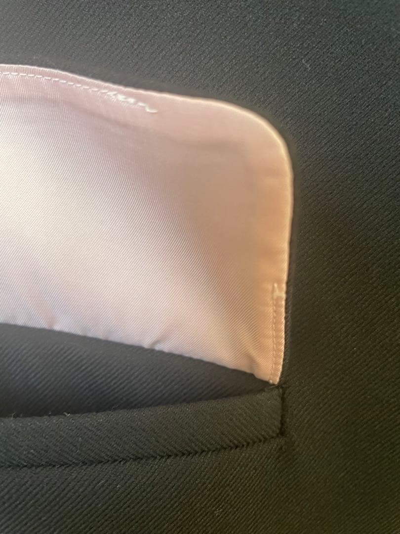 【イデアルーチェ/idealuce】クラシカルジレ ブラック(裏地ピンク)