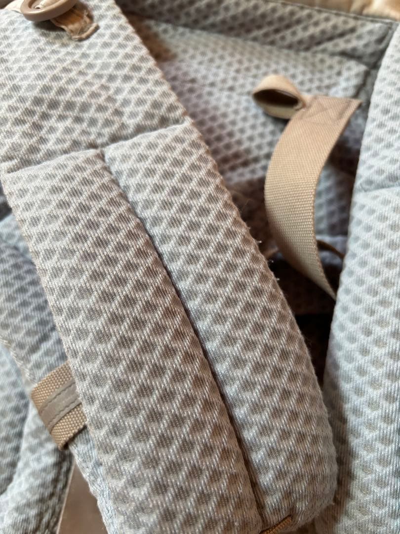 ergobaby エルゴ　オムニブリーズ　メッシュ抱っこ紐 水色