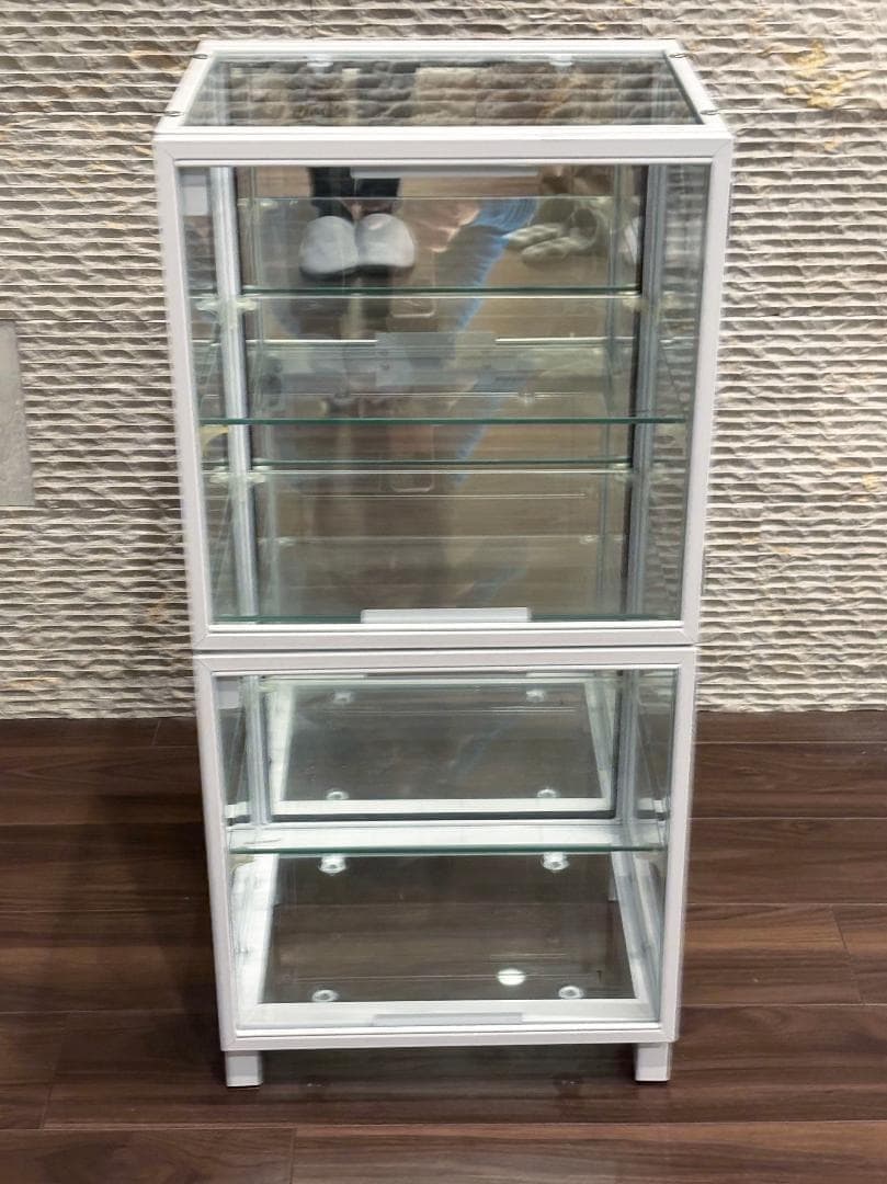 【美品】ガラス コレクションケース 白 背面ミラー 扉付き W36cm