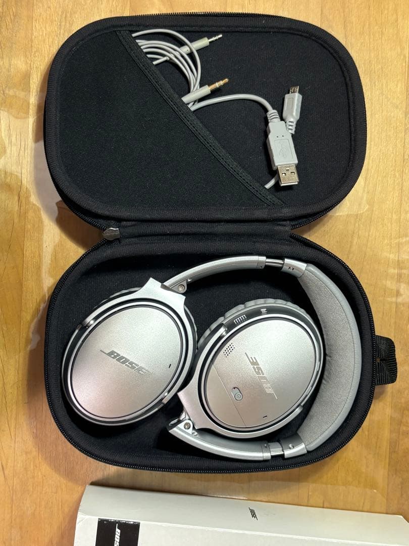BOSE QUIETCOMFORT35 シルバー【廃盤色、美品】