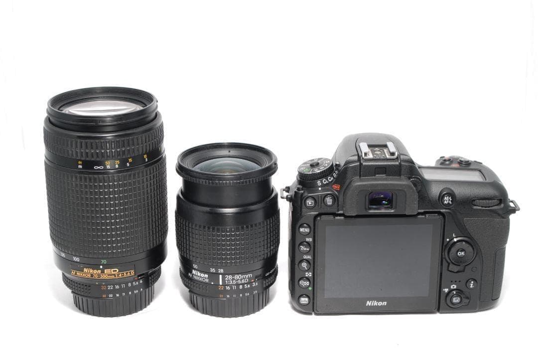 ✨Nikon D7500✨Wレンズ✨超望遠300mm✨高速連射✨一眼レフ