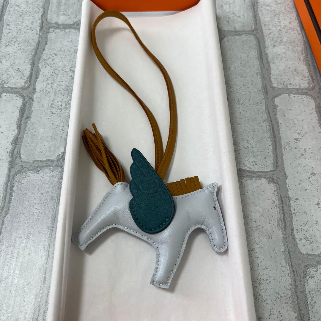 [美品]エルメス　HERMRS ペガサスPM ロデオ　チャーム