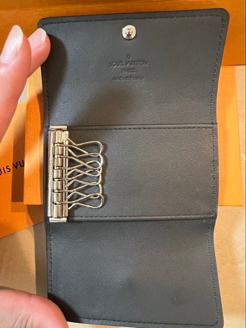 【新品未使用】LOUIS VUITTON キーケース モノグラムM82604