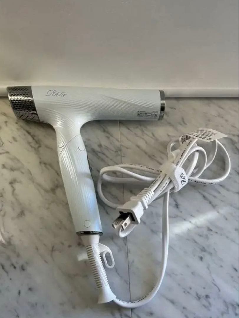 リファビューテック ドライヤースマートホワイト/2024年製