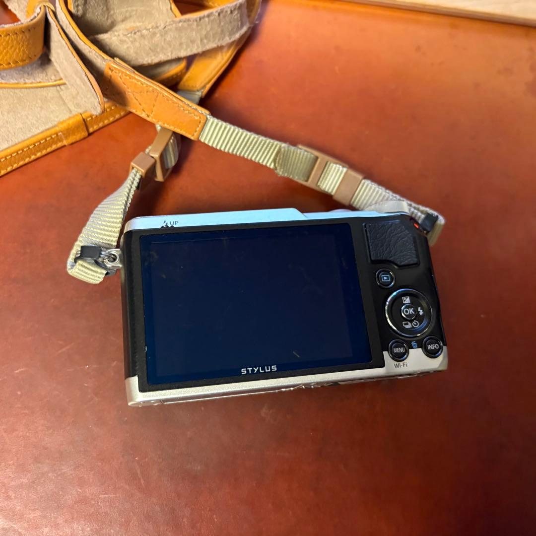 OLYMPUS STYLUS SH-1 デジタルカメラ