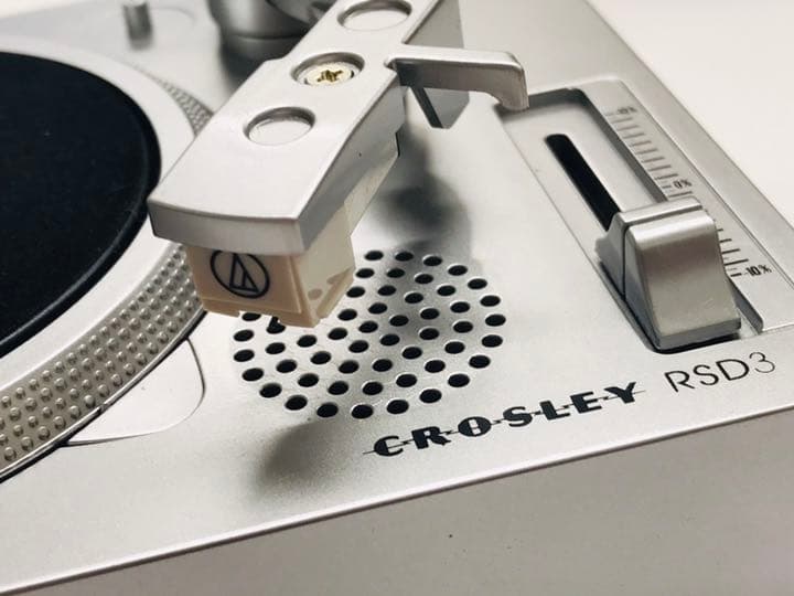 Crosley RSD3 ミニターンテーブル 3インチレコード盤付きで出品します