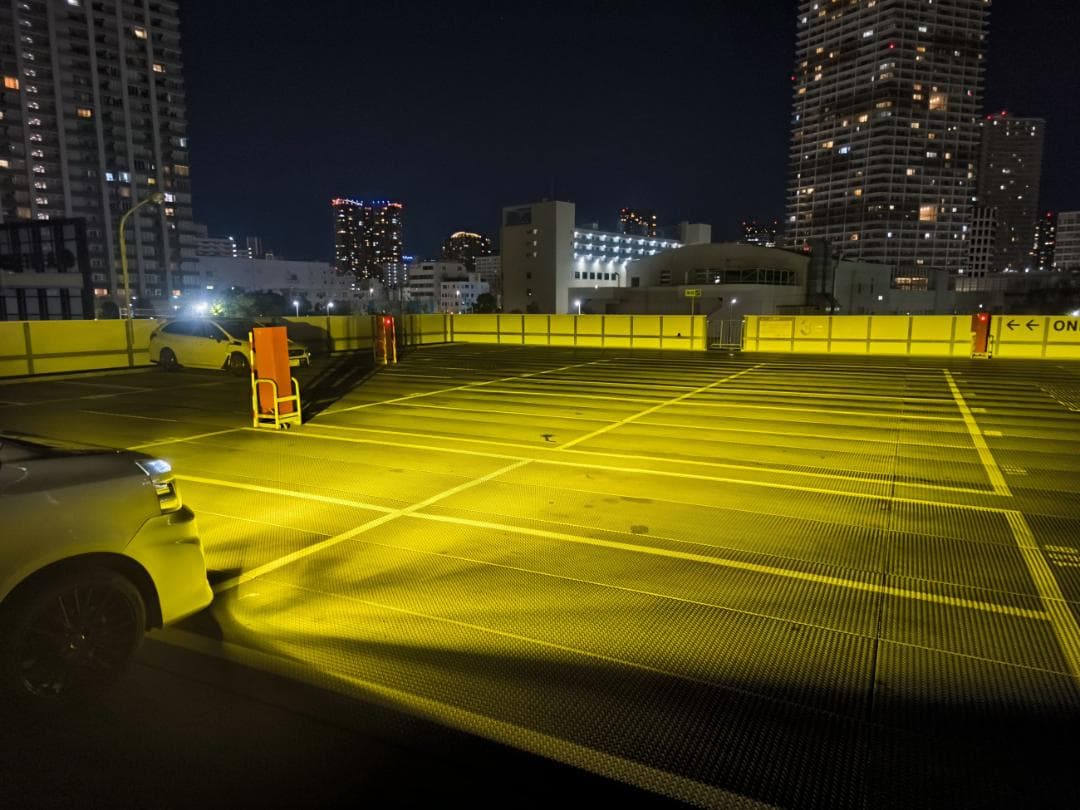 18LED　シリーズＰ　雪に強いイエローLEDバルブ　H11H816HB4H3