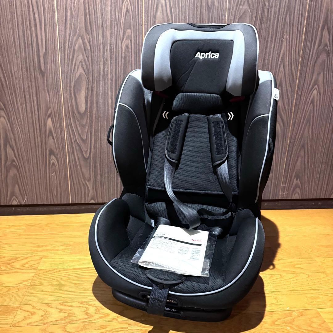 Aprica チャイルドシートISOFIX form fit フォームフィット