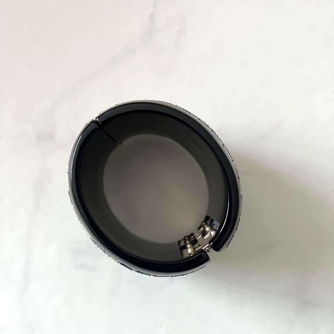 シャネル ココマーク ラインストーン バングル ブレスレット 黒 マグネット式