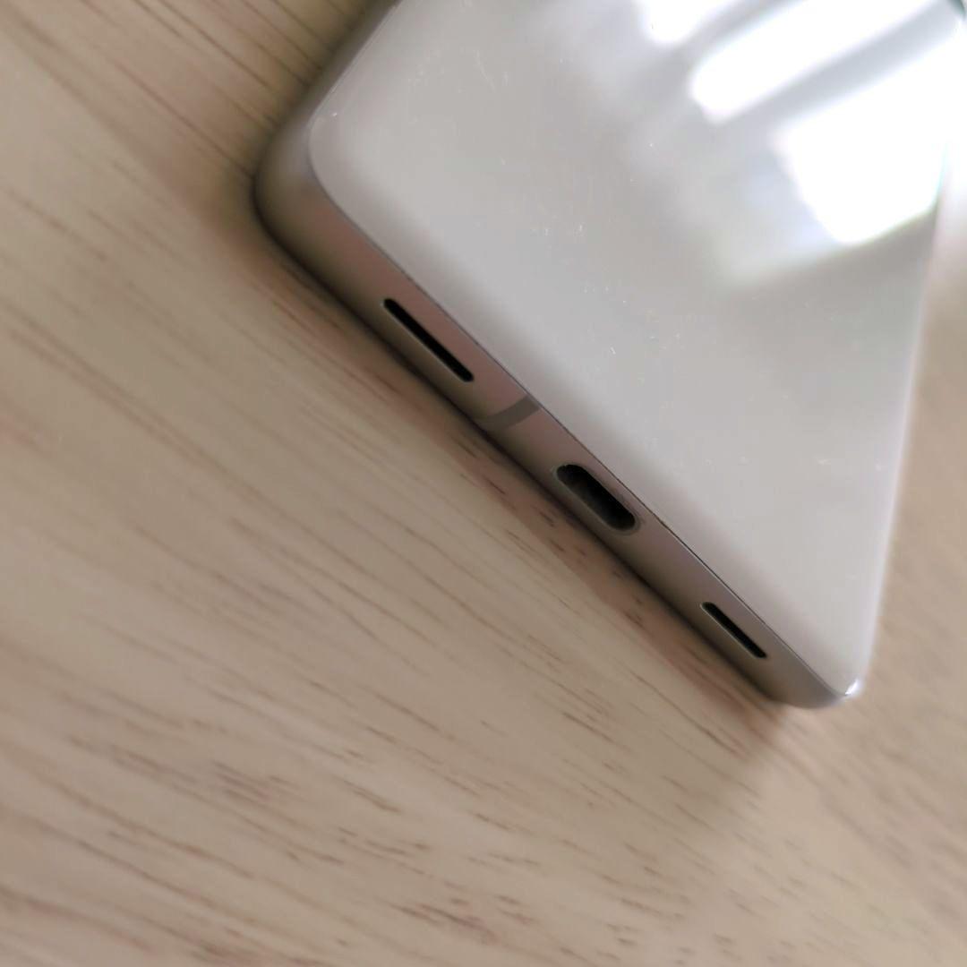 Google Pixel 7a 128GB  本体、スマホケース付き