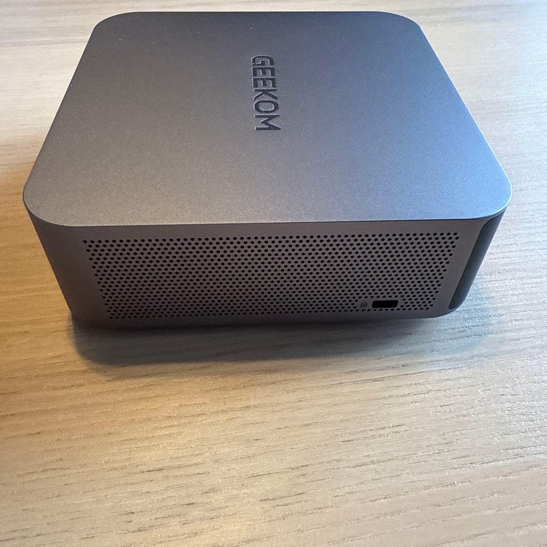 GEEKOM ミニpc GT1 Mega Intel14th Ultra9