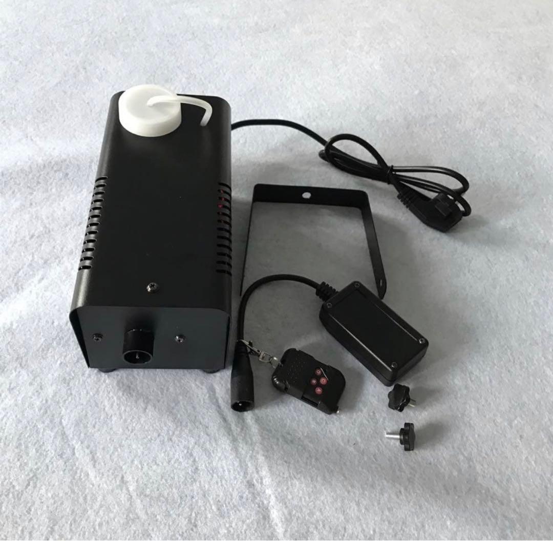 ミニ400W フォグマシン 煙霧機 ポータブル 無線赤外線リモコン 付き