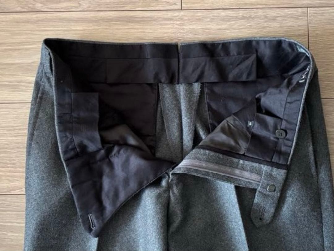 ユナイテッドアローズ ソブリン 秋冬用スーツ 48 グレー