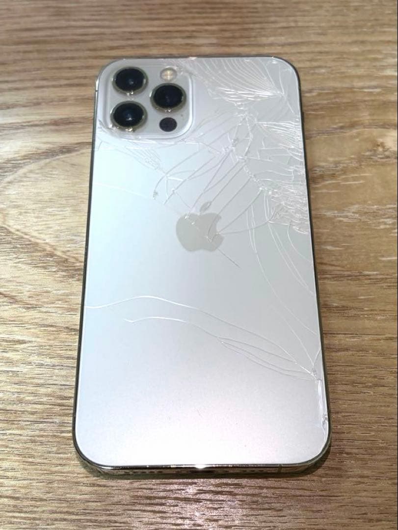 Apple iPhone12Pro ガラスフィルム付き