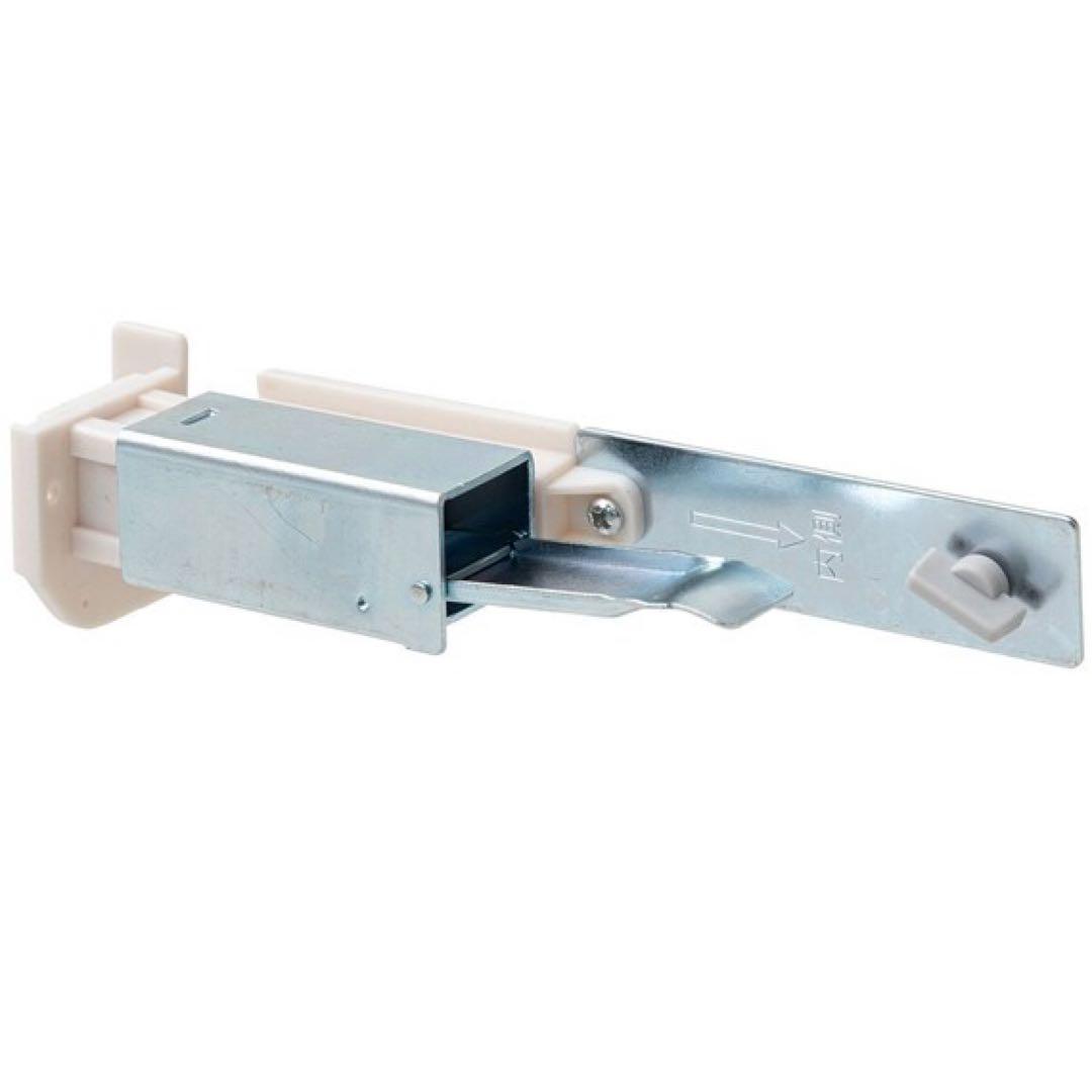 ニトリ つっぱり 遮光 ロールスクリーン 135X200 ホワイト 穴あけ不要