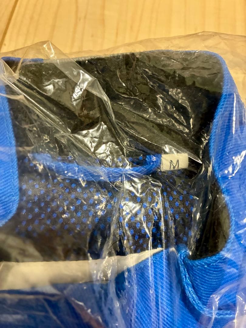 「新品・未開封」elf RED BARON 300店舗記念 Ｍサイズ