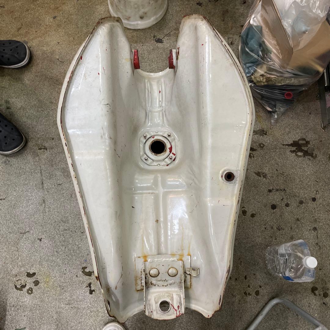 cbx400f おそらく当時物タンク　30年前の物