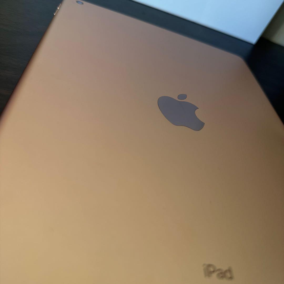 ipad 第8世代 32gb ローズゴールド ケースおまけ付き