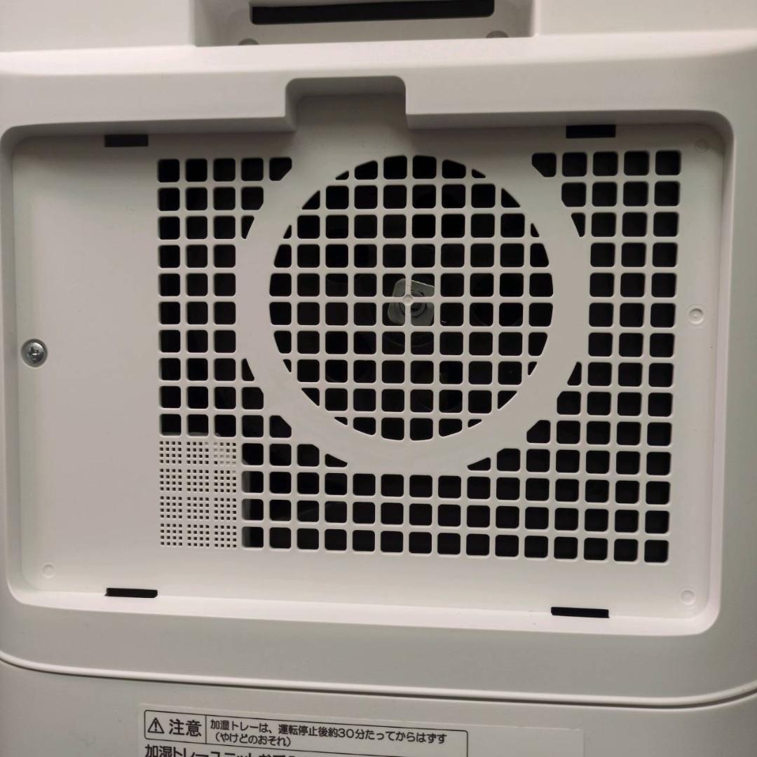 ☆シャープ 加湿セラミックファンヒーター HX-TK12-W 2024年製