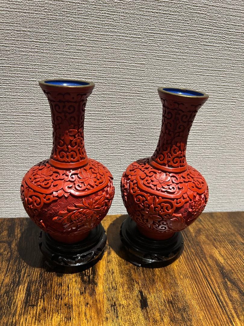 【8/31まで出品】中国美術 堆朱 花瓶 骨董 土台付き　2個セット