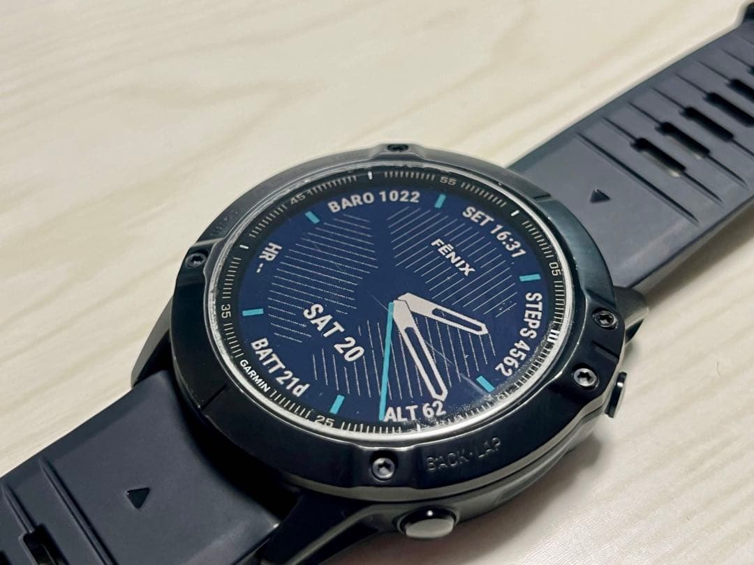 時計 GARMIN FENIX 6X Sapphire DLC
