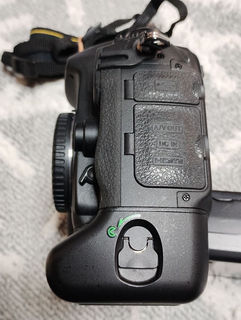 Nikon D3 デジタル一眼レフカメラ 24-85mmレンズ付き