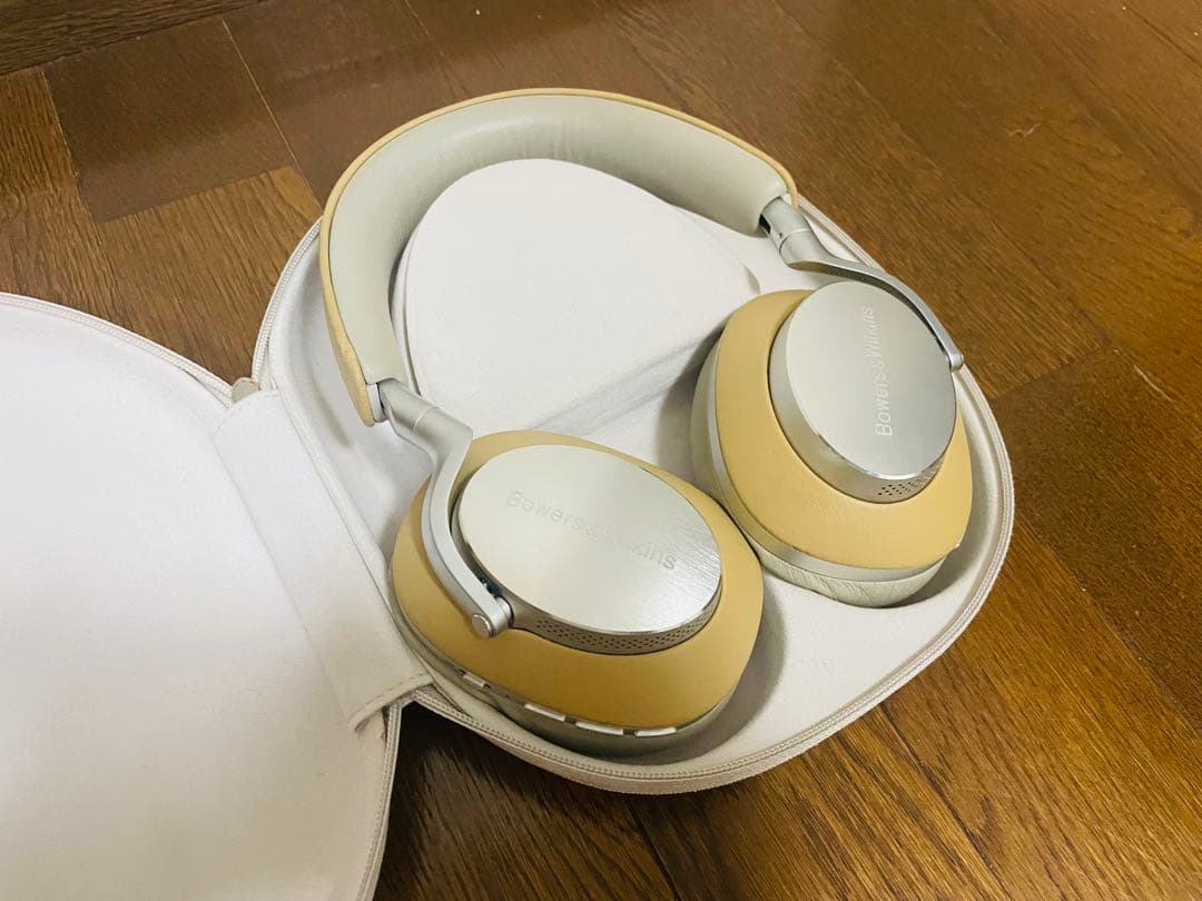 ヤ*ス様 バウワースアンドウィルキンス　px8　タン