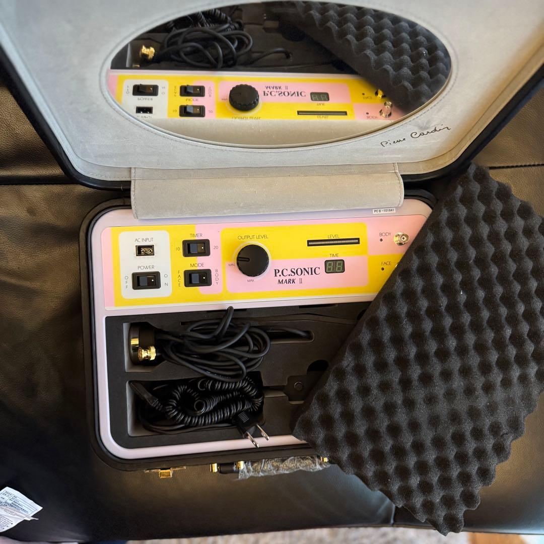 超美品P.C. ソニックマークIIボディ兼用超音波美顔器pierrecardin