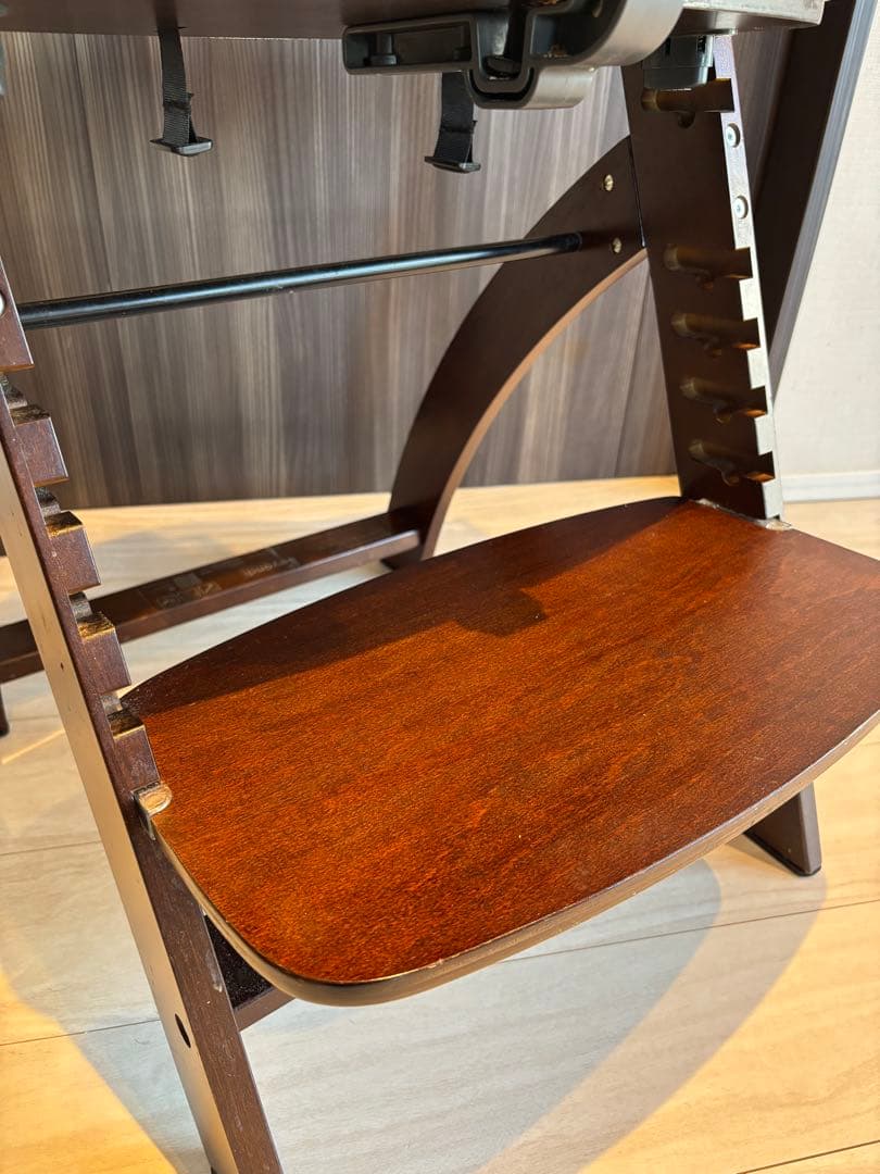 ビヨンドジュニア ハイチェア Beyond Junior