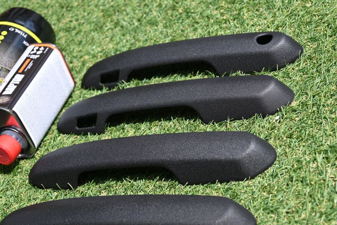 rav4 ドアハンドルカバー　ホールプロテクター　ラプターライナー　新品未使用