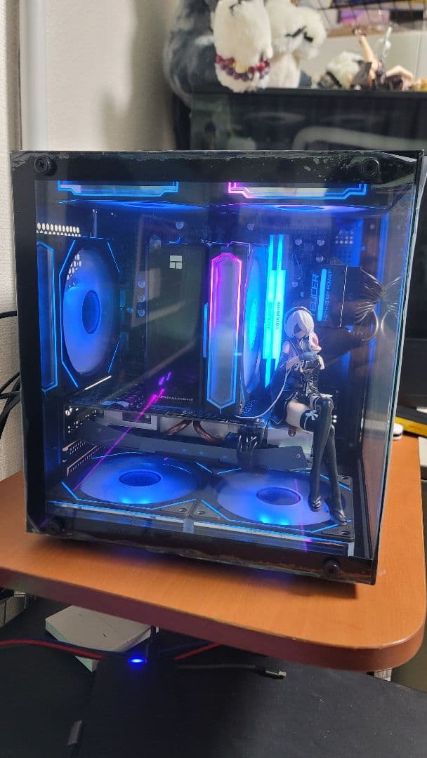 美品コンパクト水槽型ゲーミングPC i5 GTX1660Ti SignalRGB