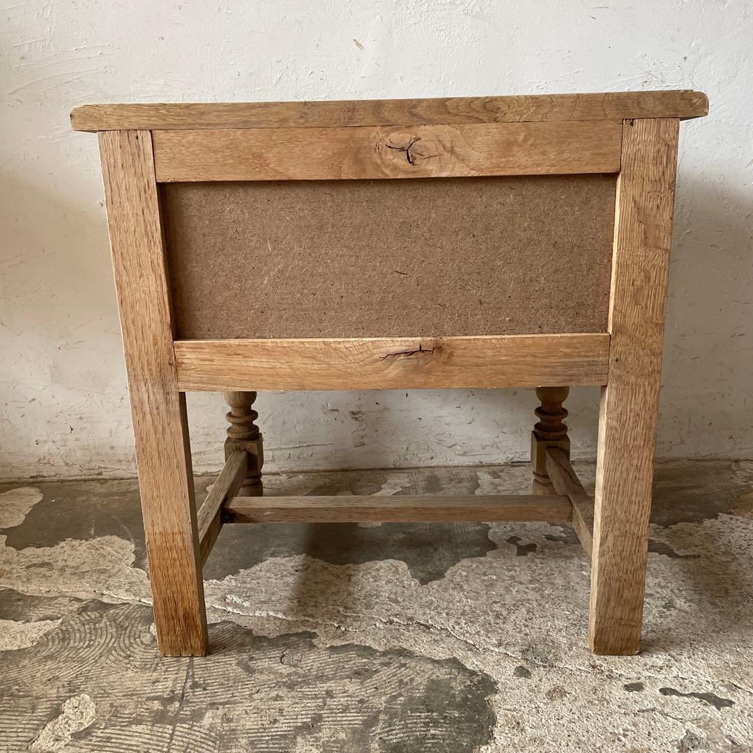 年末・年始SALE ビンテージ ドロワーベッドサイドテーブル　剥離