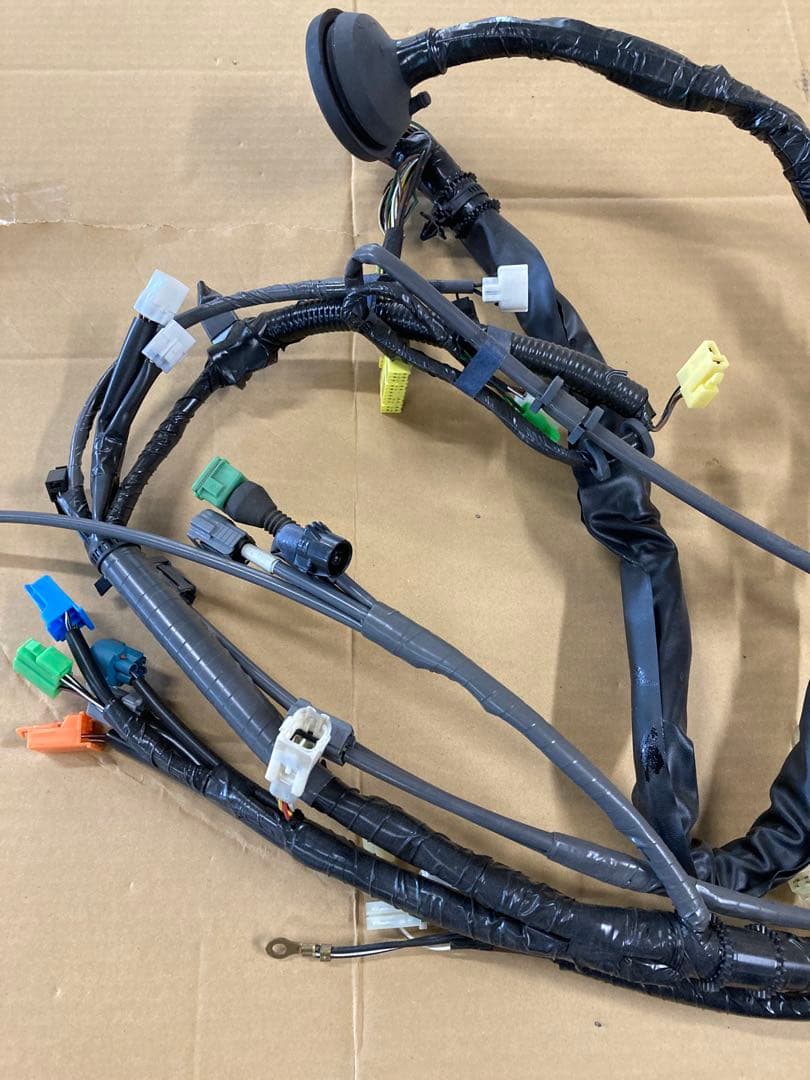 希少　マツダサバンナRX7 FC3S エンジンハーネス　新品　純正部品