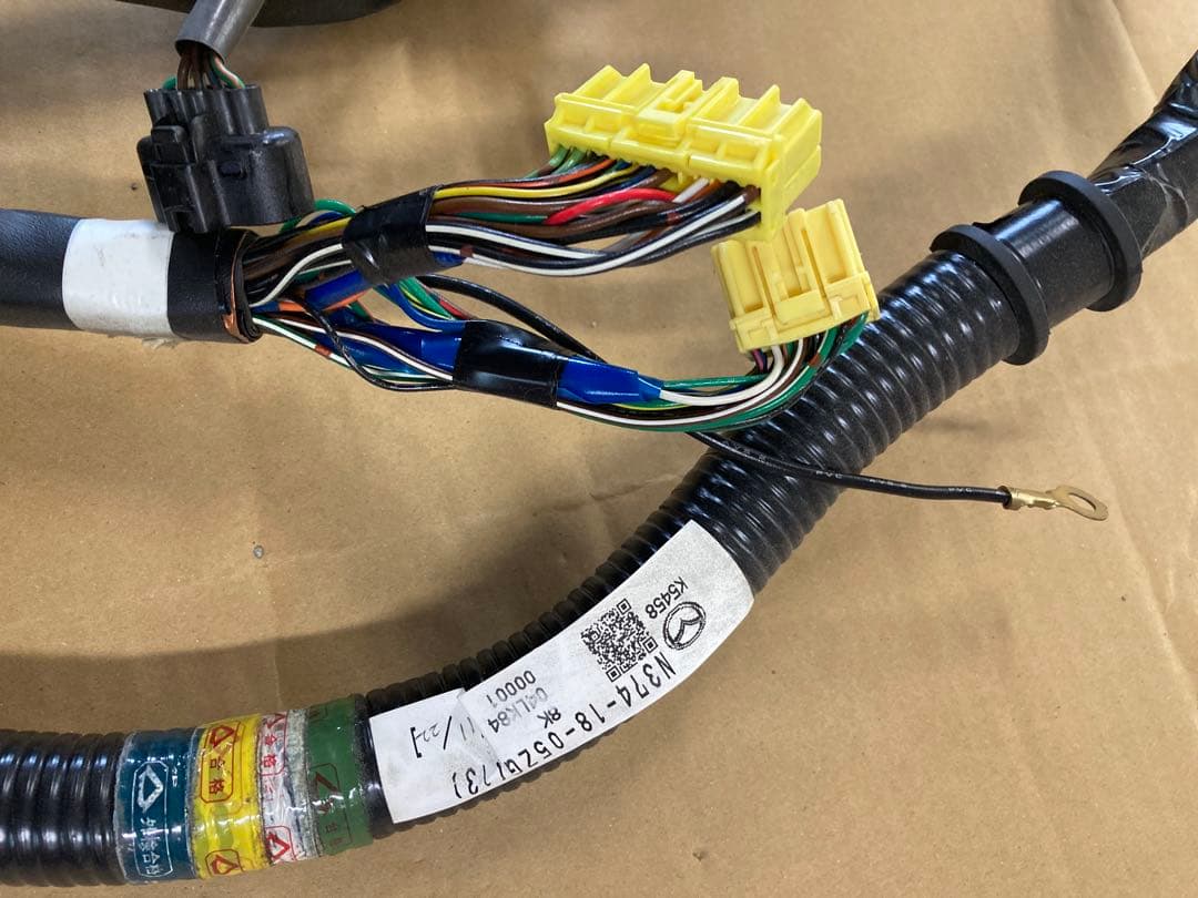 希少　マツダサバンナRX7 FC3S エンジンハーネス　新品　純正部品