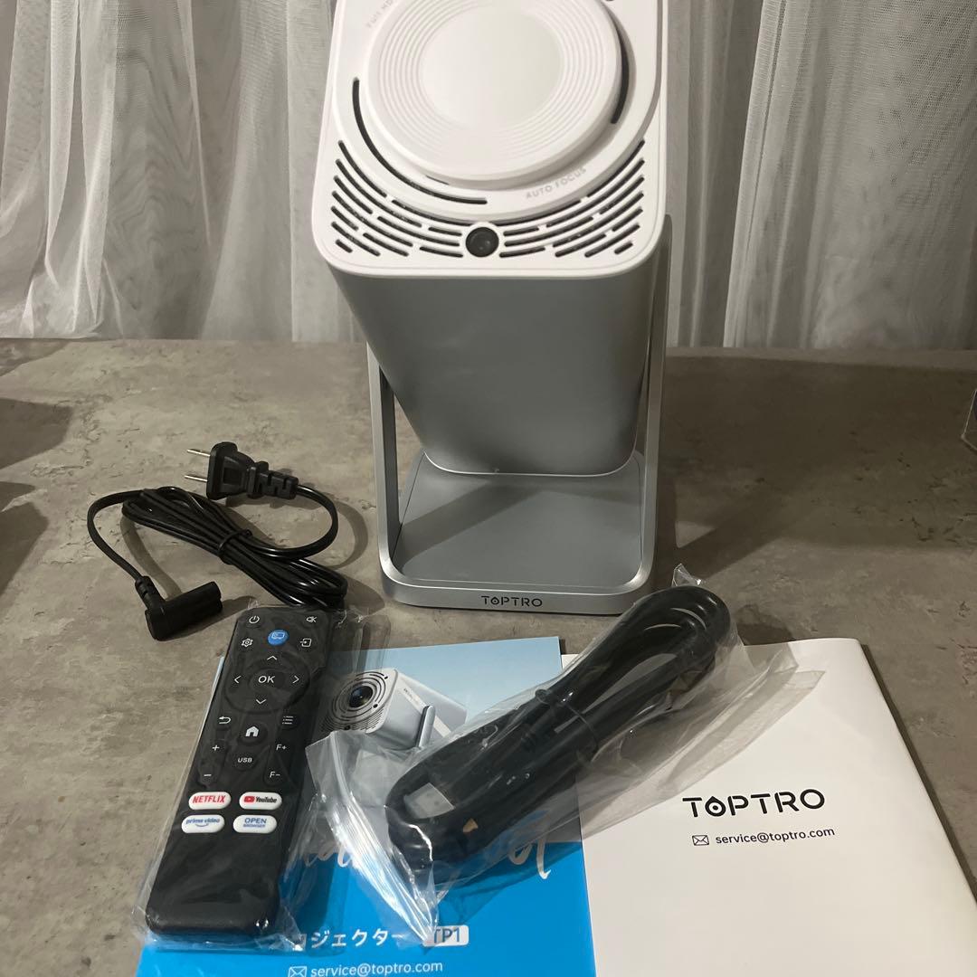 【新品】Netflix/YouTube/Switch等に対応４Kプロジェクター