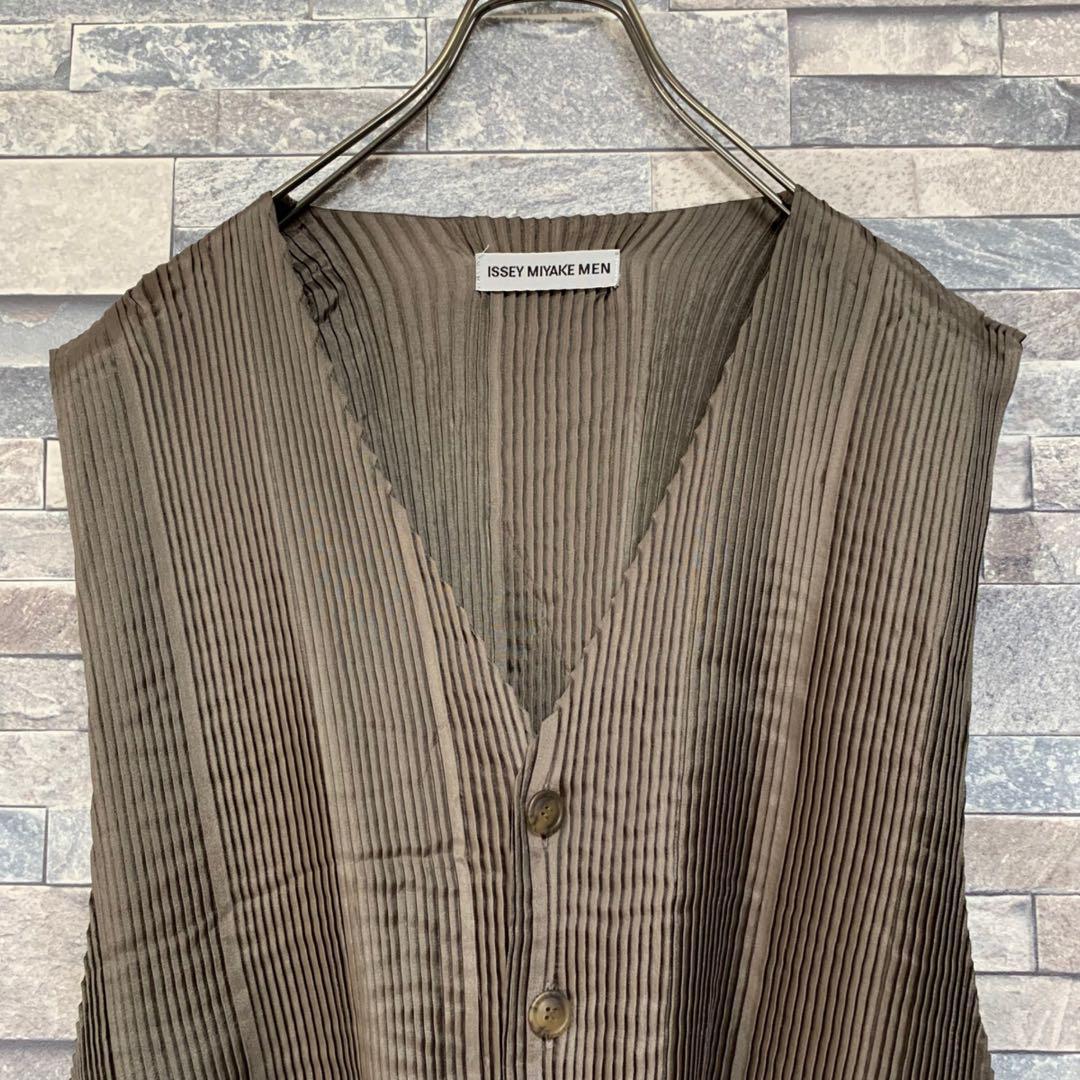 イッセイミヤケメン 08AW プリーツベスト シワ加工 玉蟲色 ブラウン/L