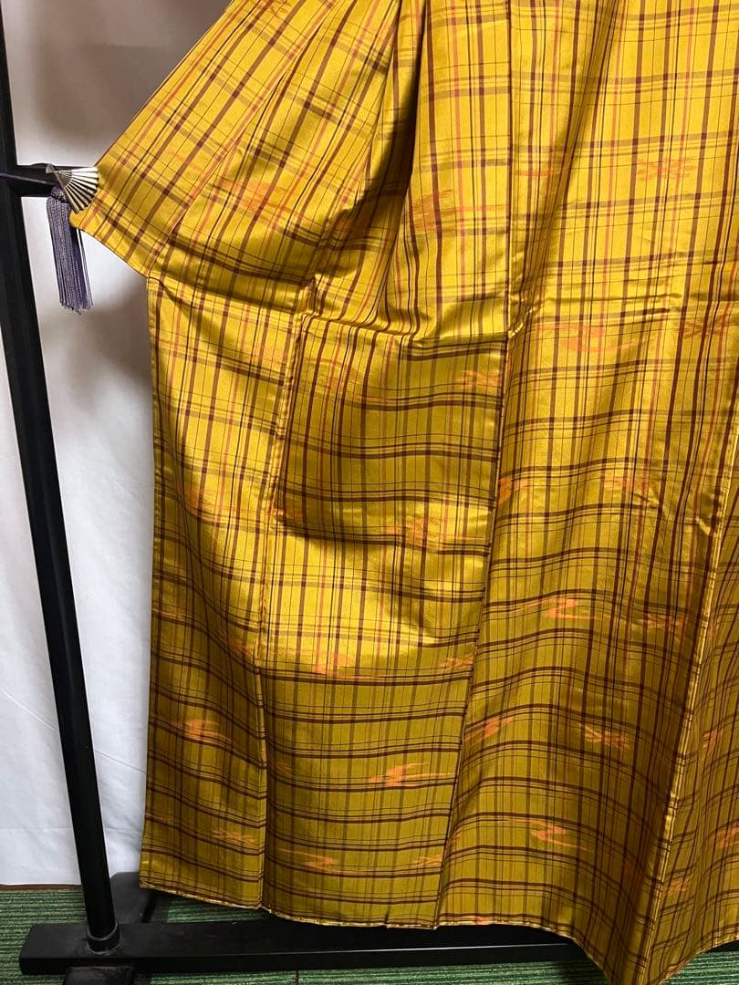 【国宝品】●東京都伝統工芸品●【黄八丈】●カリヤス●天然染料●紬●着物●