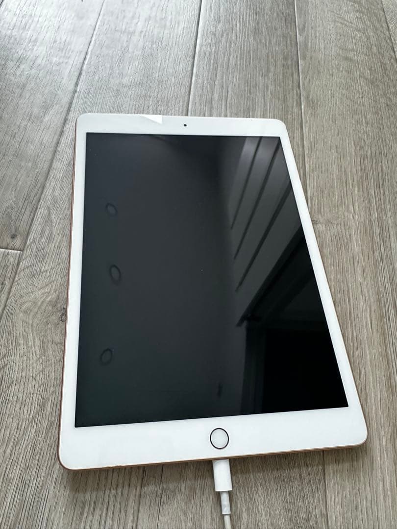 iPad第8世代Wi-Fi + Cellularモデル