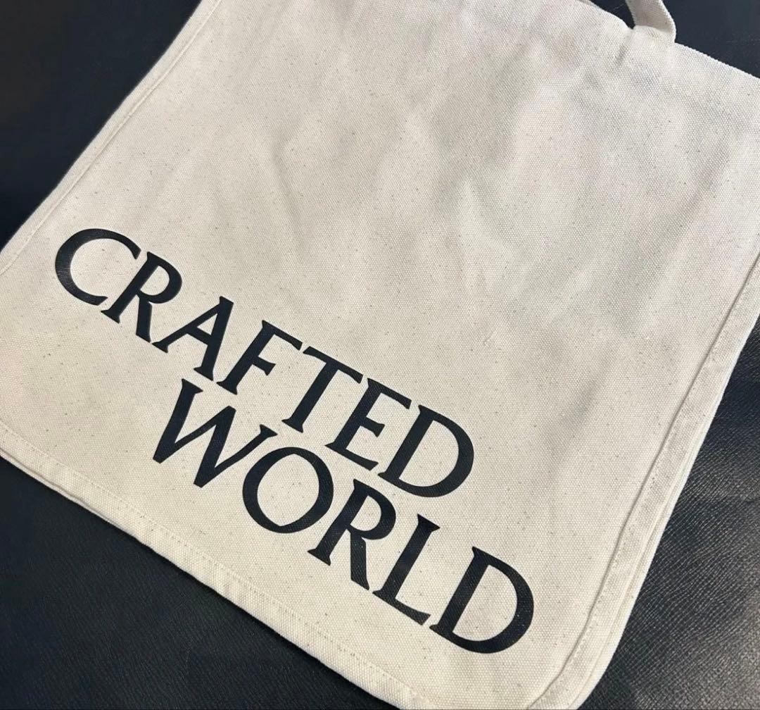 ロエベ　CRAFTED WORLD ノベルティバック