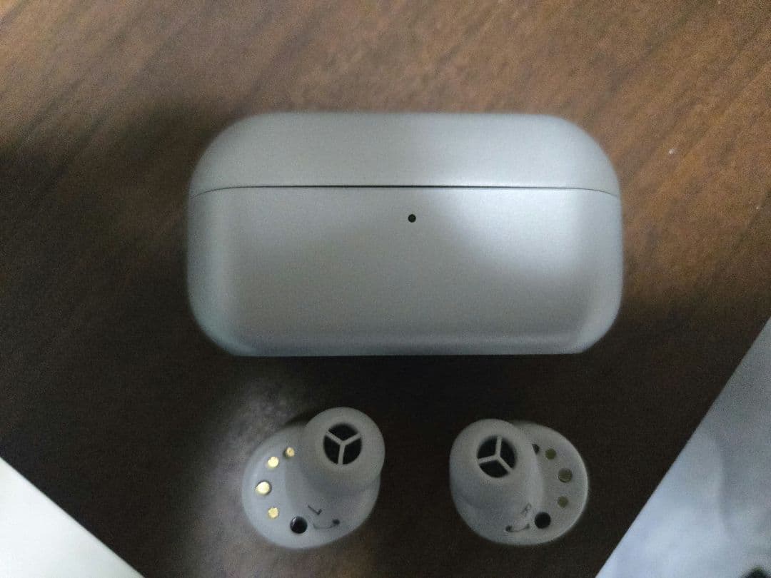 美品 Technics eah-az100 シルバー シリコンカバー付き