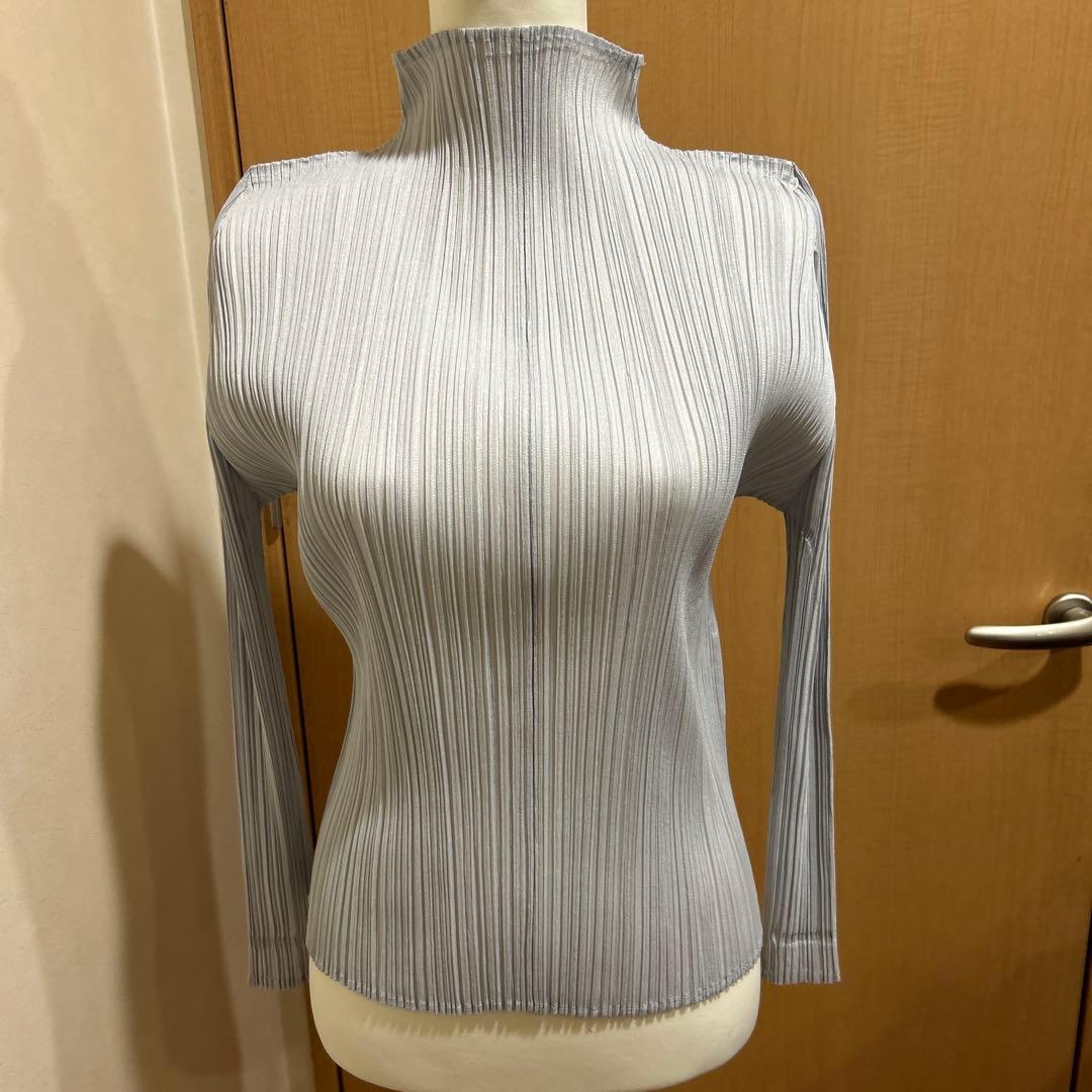 ⭐️プリーツプリーズベーシックアイスグレートップス極美品⭐️