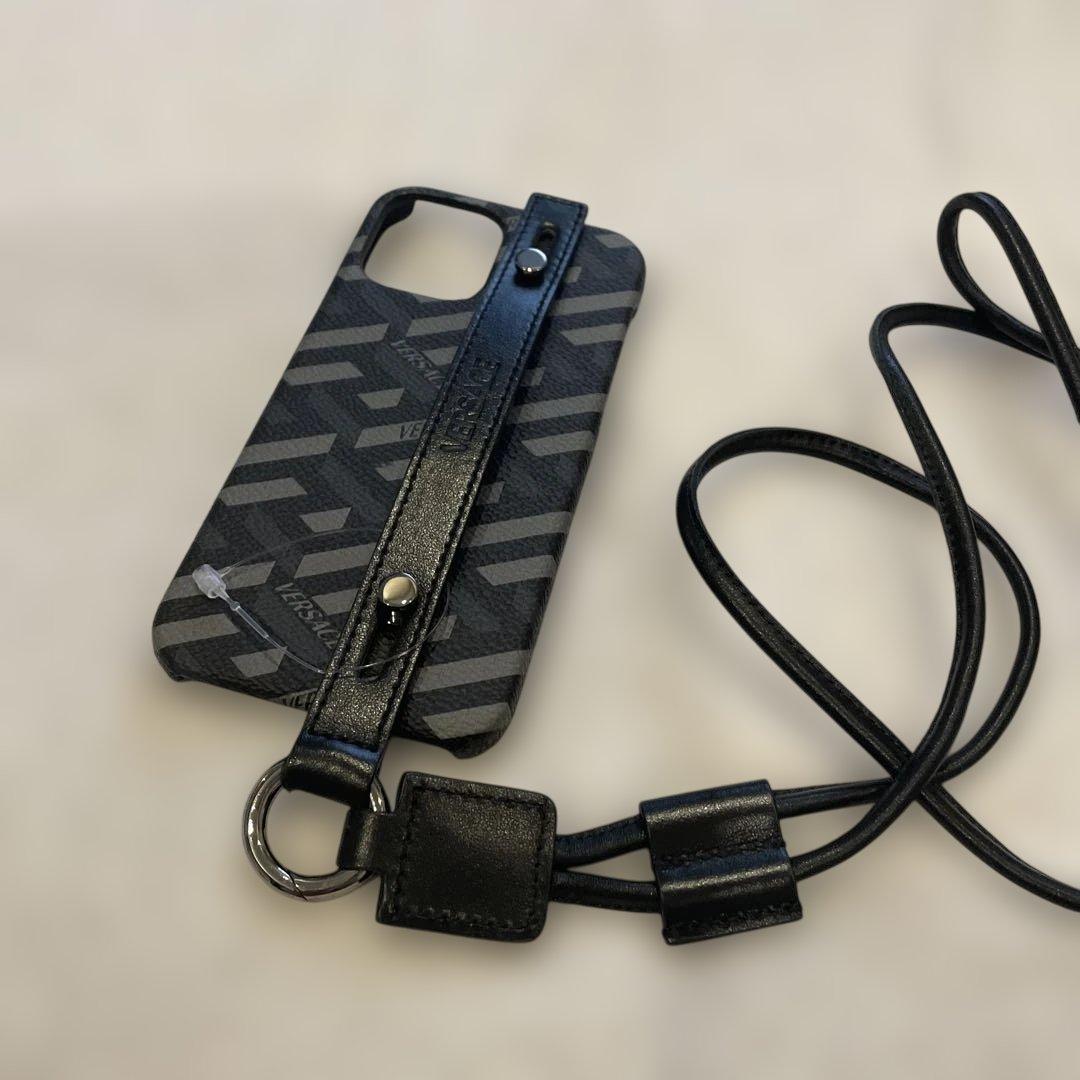 【新品正規品】ベルサーチ　スマホショルダーストラップ ケース49,500円相当！