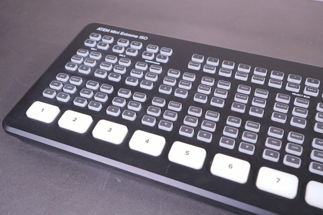 ATEM Mini Extreme ISO ケース付き ビデオスイッチャー