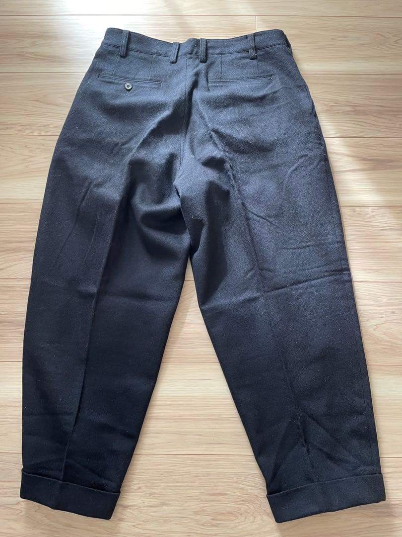 百名品！BEAMS PLUS　ウールフランネル・2プリーツスラックスパンツM