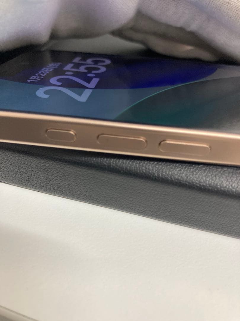 極美品　iPhone 16 Pro 256GB SIMフリー