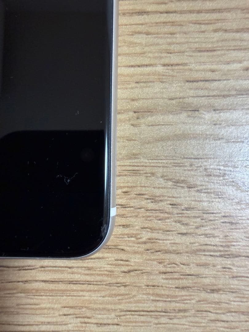 iPhone SE 第3世代 スターライト 64GB SIMフリー